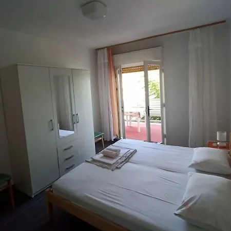 By The Sea - Donja, Rab - 5042 Apartment Supetarska Draga