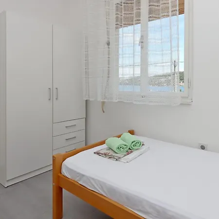 By The Sea - Donja, Rab - 5042 סופטרסקה דראגה