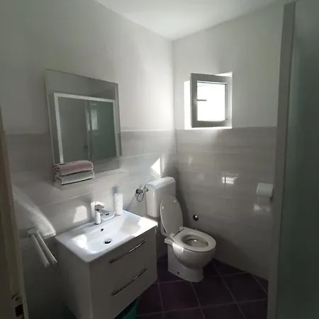 By The Sea - Donja, Rab - 5042 דירה *