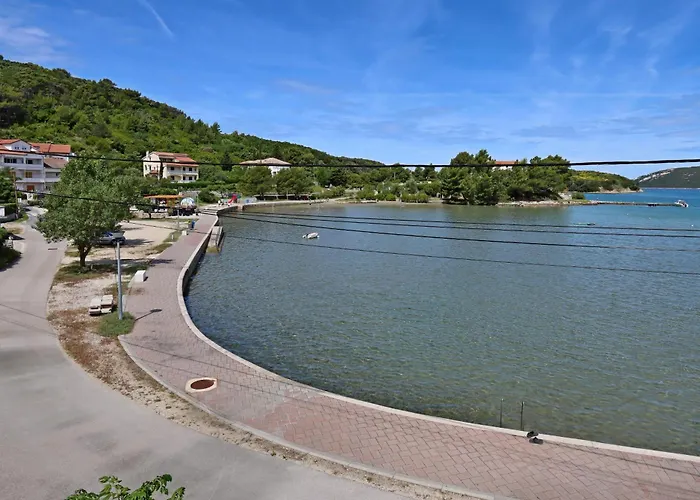 By The Sea - Donja, Rab - 5042 *